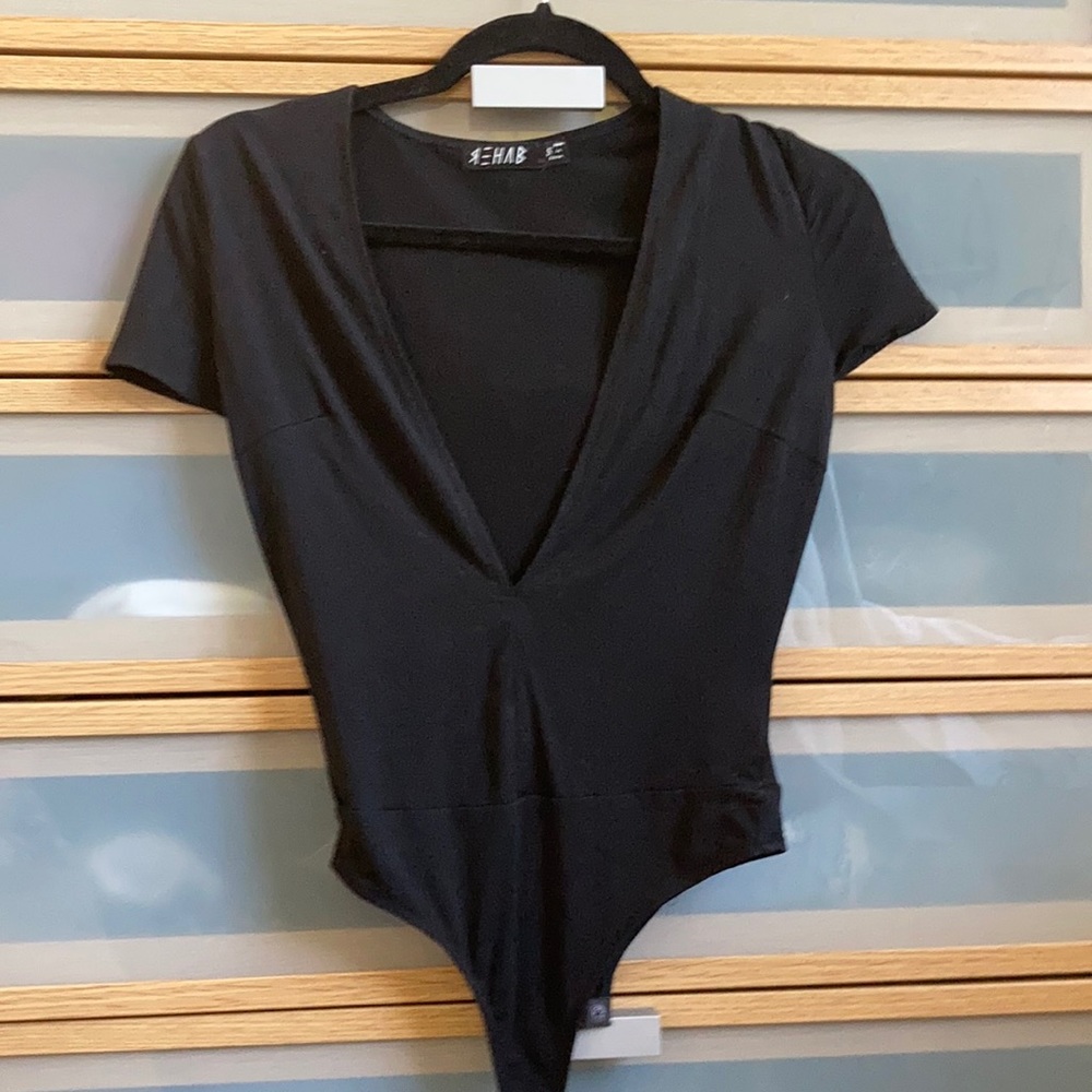 Black Plunging V Neck bodysuit with clasp